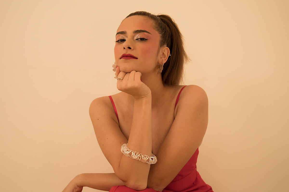 O’leeq pattern bracelet - عرق العليق