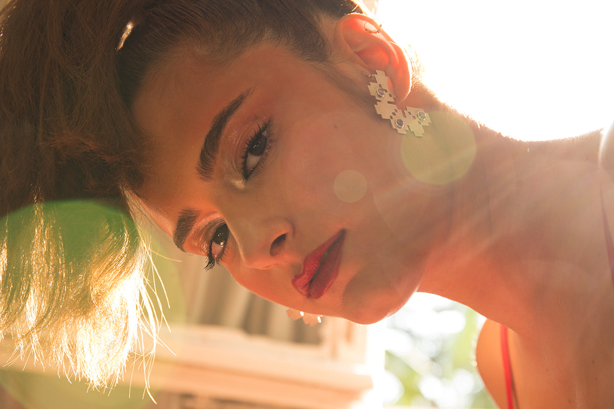 Flower pattern earring - عرق الورد